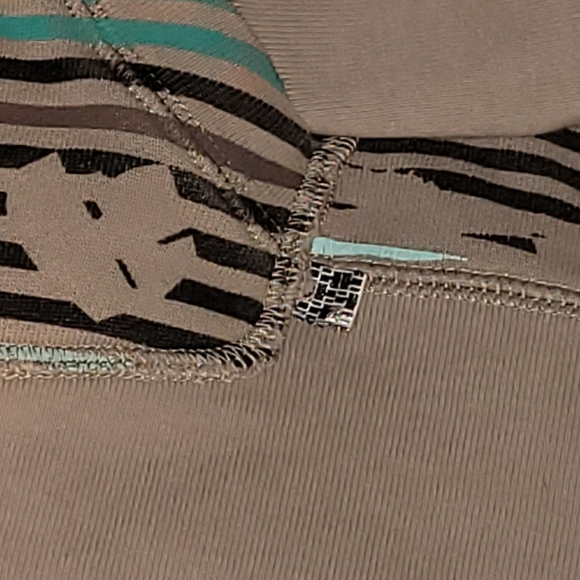 ☆3 for $20: Kismet Hoodie (M) - Picture 5 of 5